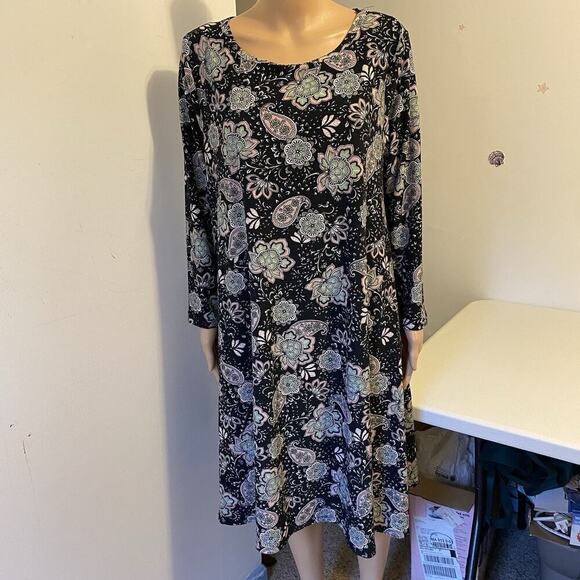 Honey & Lace Dresses & Skirts - Women Shift Tunic Midi Dress 2X Black Paisley Whimsical Stretch Pullover Comfort